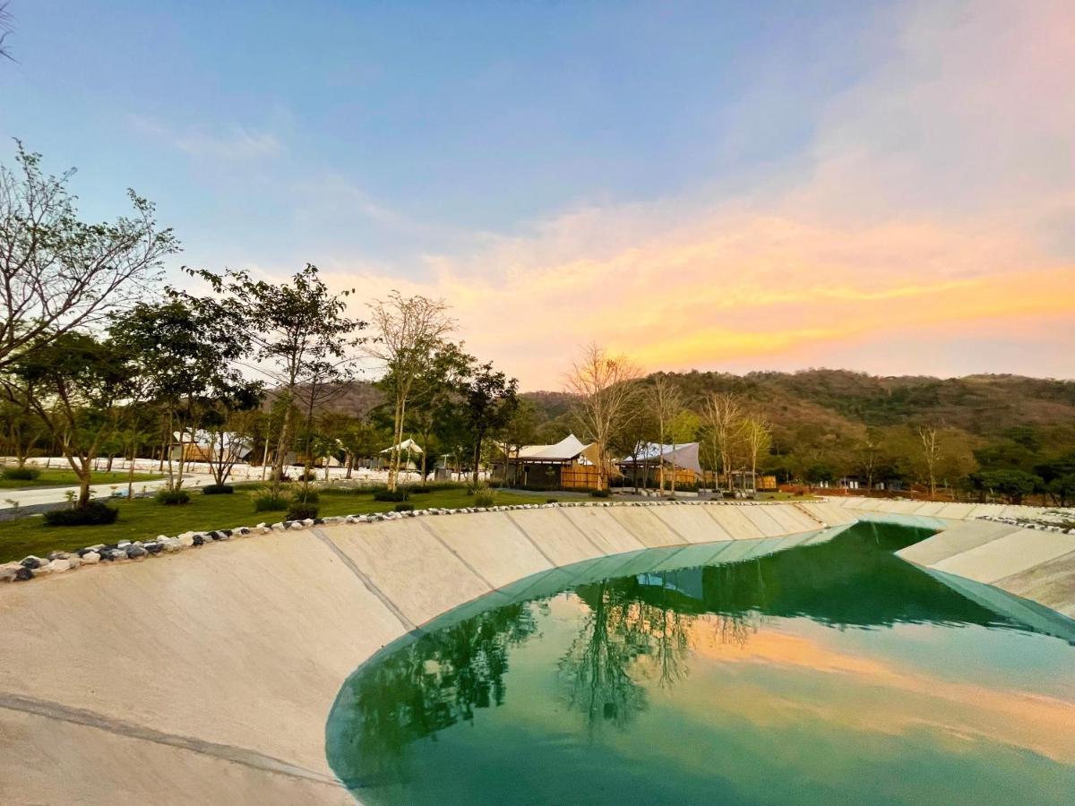 The Wild Khao Yai Hotel Klang Dong Luaran gambar